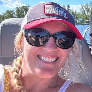 Meet your Posher, Allison